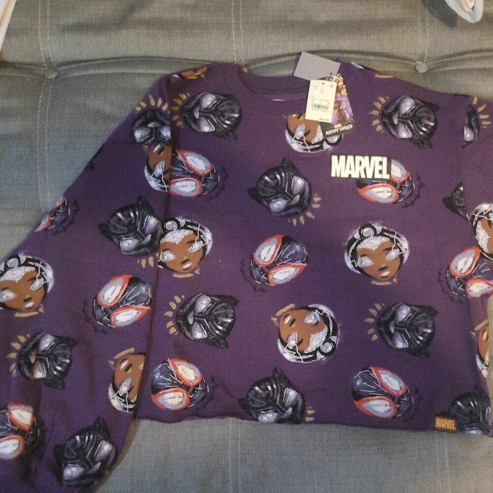 Women's Marvel Black Panther x Nikkolas Smith Graphic Sweatshirt